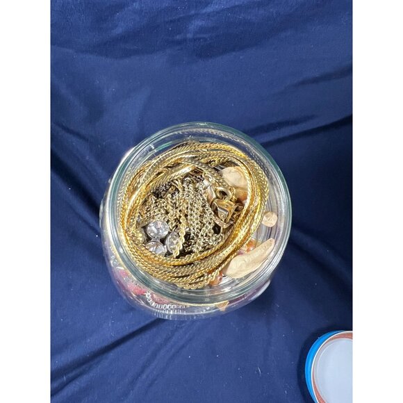 Mixed Jewelry Lot With Assorted Necklaces Bracelets Earrings - NO JAR - Picture 6 of 9